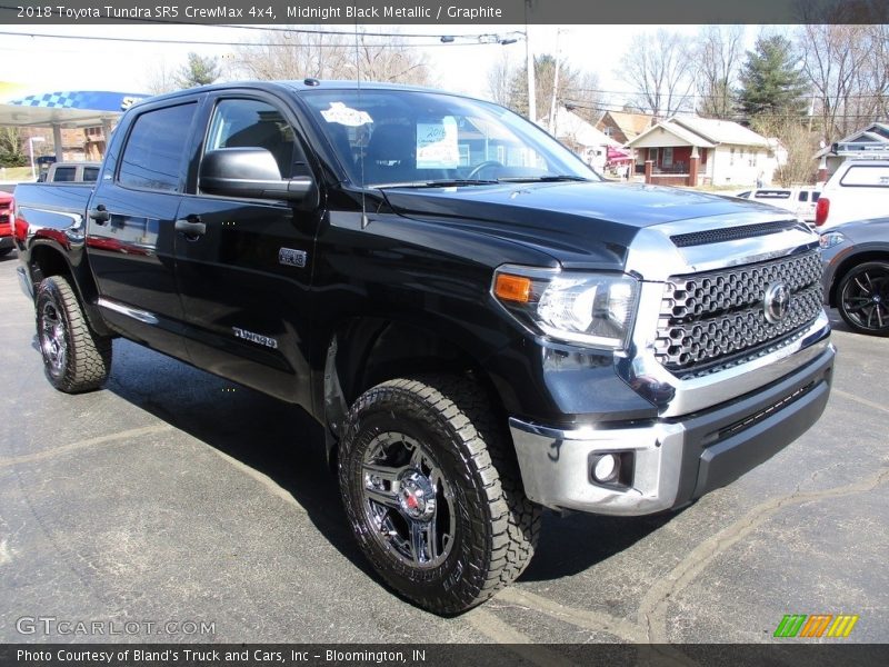 Midnight Black Metallic / Graphite 2018 Toyota Tundra SR5 CrewMax 4x4