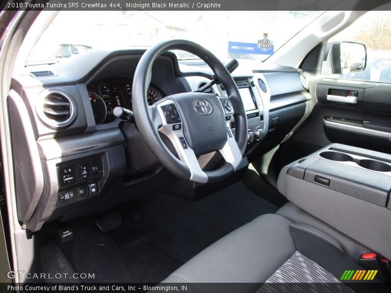 Midnight Black Metallic / Graphite 2018 Toyota Tundra SR5 CrewMax 4x4