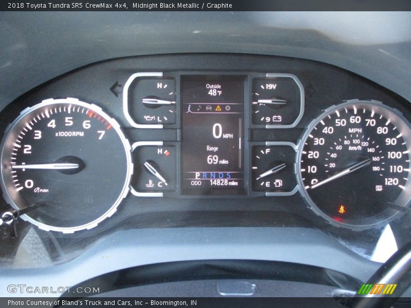 Midnight Black Metallic / Graphite 2018 Toyota Tundra SR5 CrewMax 4x4