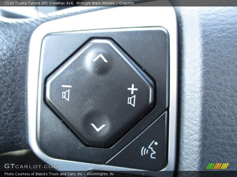 Midnight Black Metallic / Graphite 2018 Toyota Tundra SR5 CrewMax 4x4
