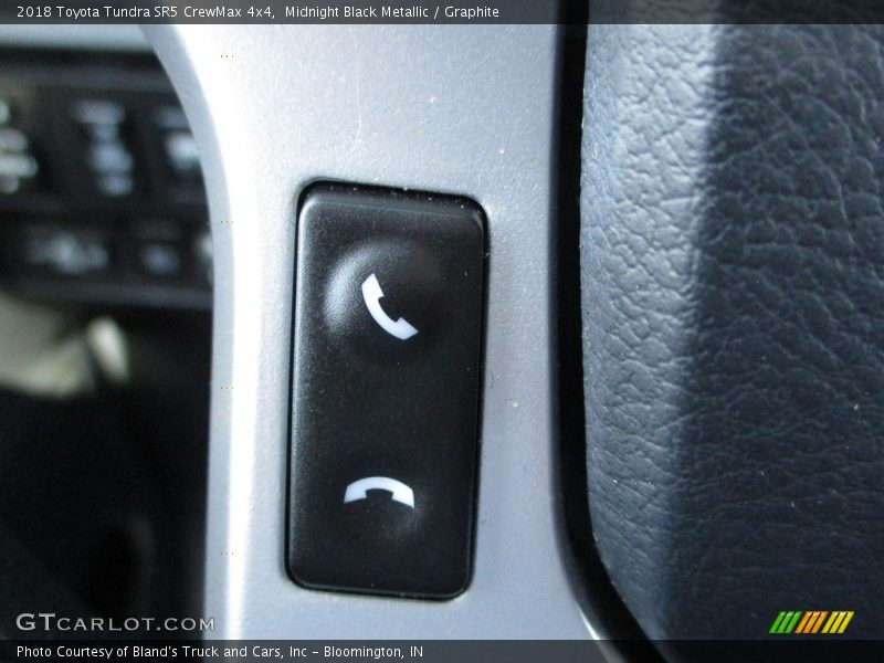 Midnight Black Metallic / Graphite 2018 Toyota Tundra SR5 CrewMax 4x4