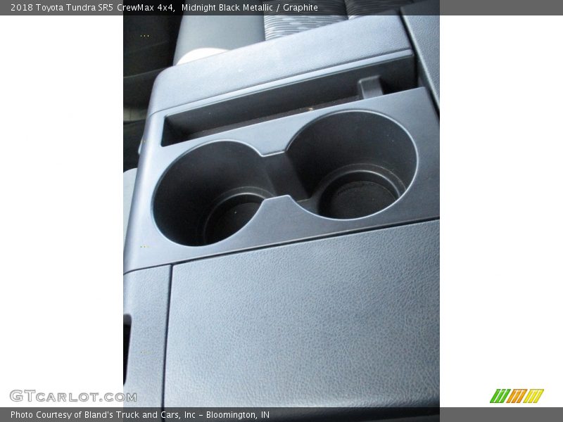 Midnight Black Metallic / Graphite 2018 Toyota Tundra SR5 CrewMax 4x4