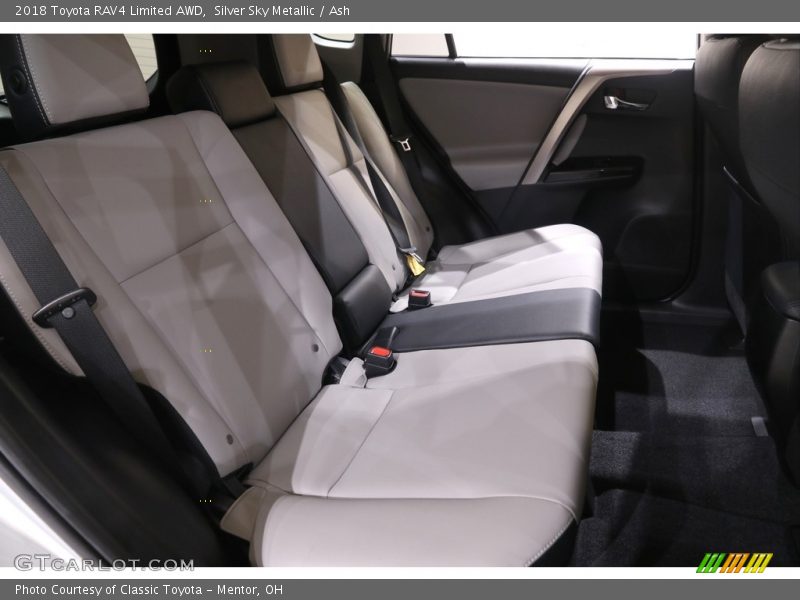 Silver Sky Metallic / Ash 2018 Toyota RAV4 Limited AWD
