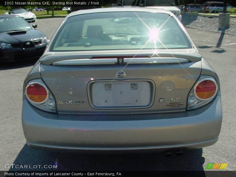 Sterling Mist Metallic / Frost 2002 Nissan Maxima GXE
