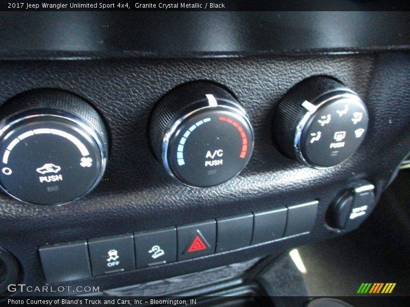 Granite Crystal Metallic / Black 2017 Jeep Wrangler Unlimited Sport 4x4