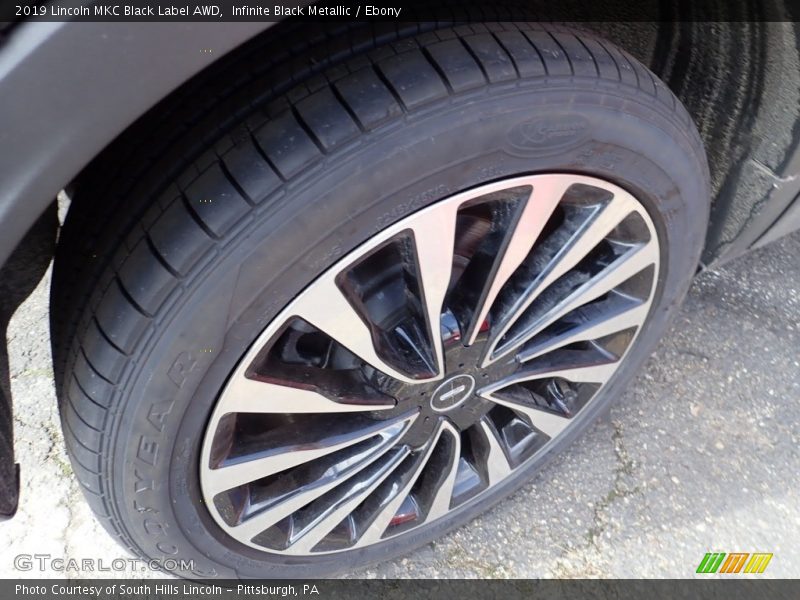 Infinite Black Metallic / Ebony 2019 Lincoln MKC Black Label AWD