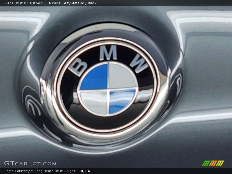 Mineral Gray Metallic / Black 2021 BMW X2 sDrive28i