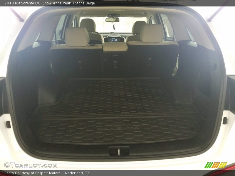 Snow White Pearl / Stone Beige 2018 Kia Sorento LX