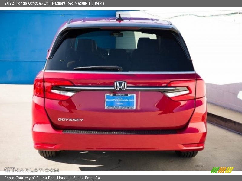 Radiant Red Metallic II / Beige 2022 Honda Odyssey EX