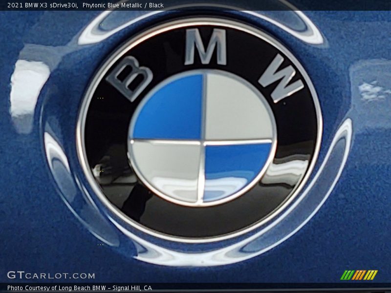 Phytonic Blue Metallic / Black 2021 BMW X3 sDrive30i