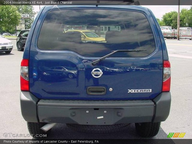 Just Blue / Charcoal 2004 Nissan Xterra XE 4x4