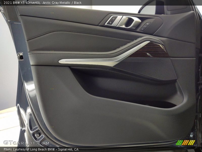 Arctic Gray Metallic / Black 2021 BMW X5 sDrive40i