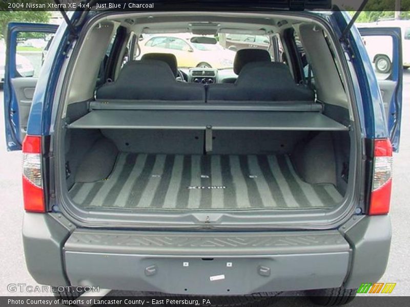 Just Blue / Charcoal 2004 Nissan Xterra XE 4x4