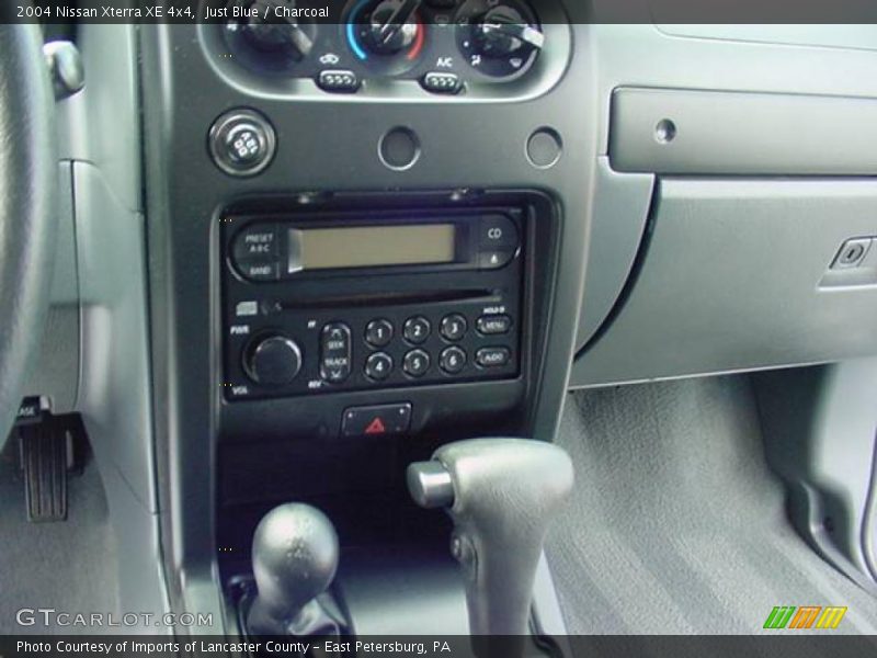 Just Blue / Charcoal 2004 Nissan Xterra XE 4x4