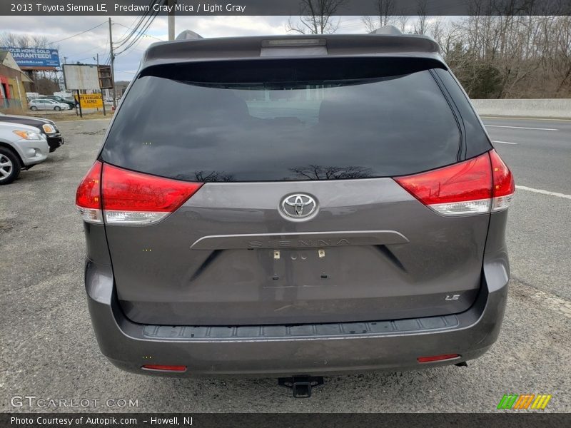 Predawn Gray Mica / Light Gray 2013 Toyota Sienna LE