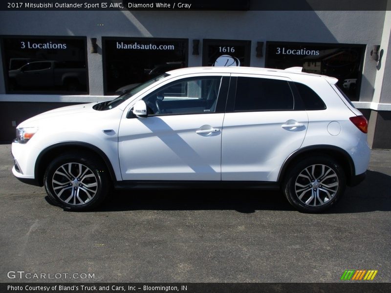 Diamond White / Gray 2017 Mitsubishi Outlander Sport ES AWC