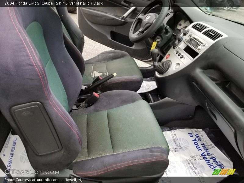 Satin Silver Metallic / Black 2004 Honda Civic Si Coupe