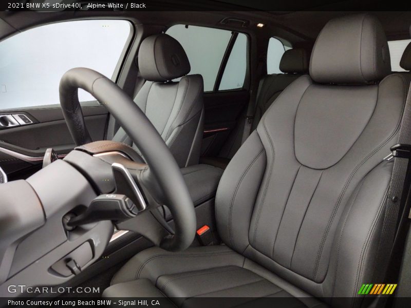 Alpine White / Black 2021 BMW X5 sDrive40i