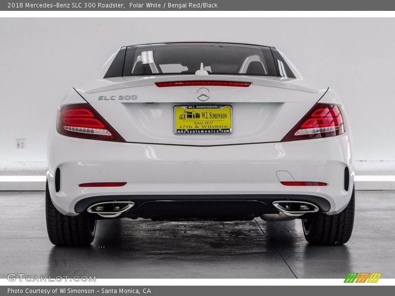 Polar White / Bengal Red/Black 2018 Mercedes-Benz SLC 300 Roadster