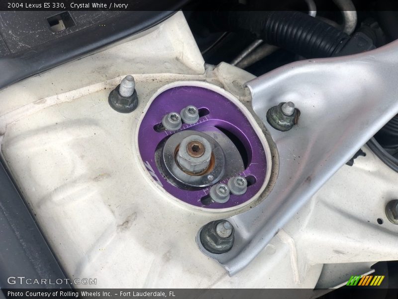 Crystal White / Ivory 2004 Lexus ES 330