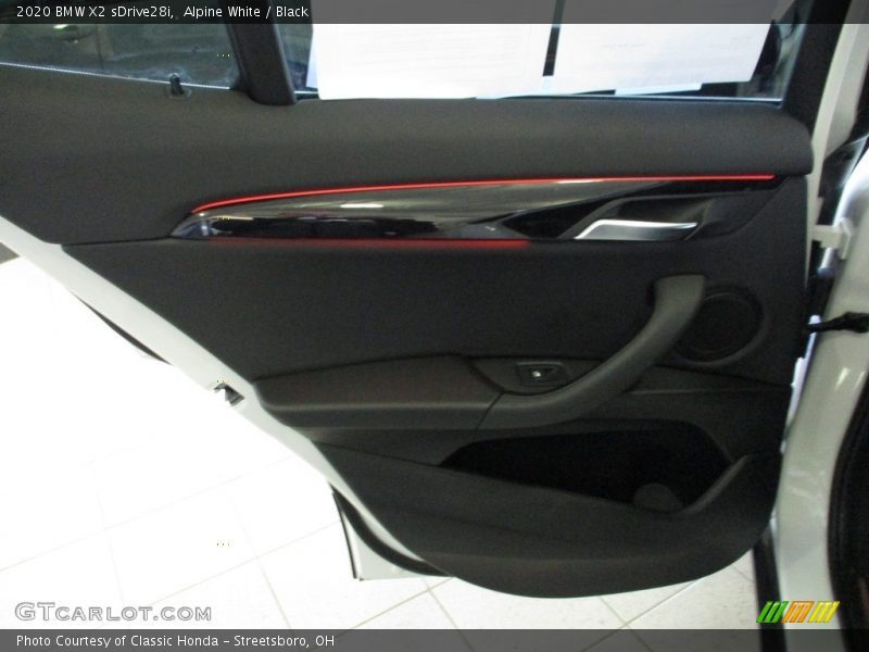 Alpine White / Black 2020 BMW X2 sDrive28i