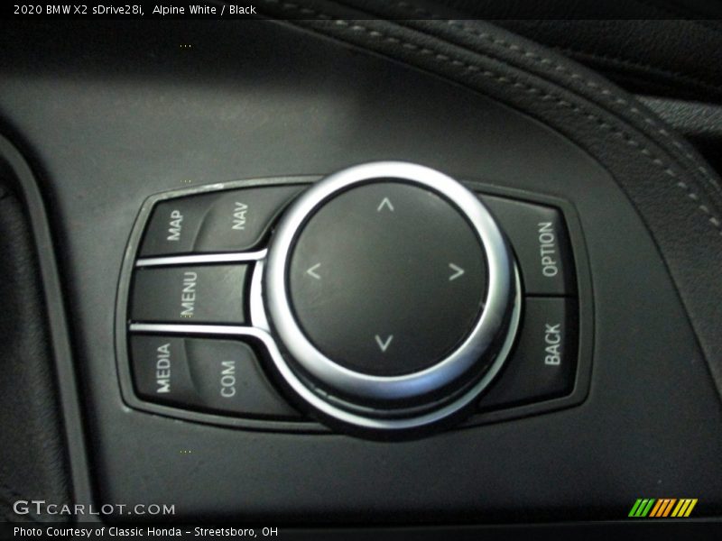 Alpine White / Black 2020 BMW X2 sDrive28i