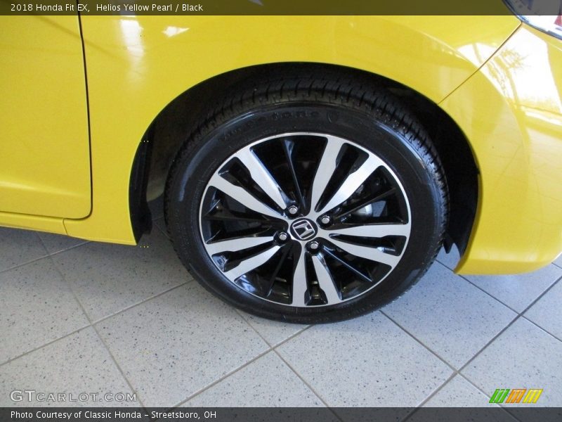 Helios Yellow Pearl / Black 2018 Honda Fit EX
