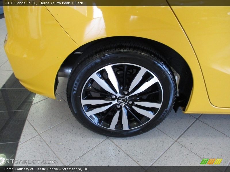 Helios Yellow Pearl / Black 2018 Honda Fit EX