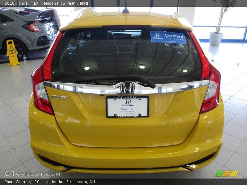 Helios Yellow Pearl / Black 2018 Honda Fit EX