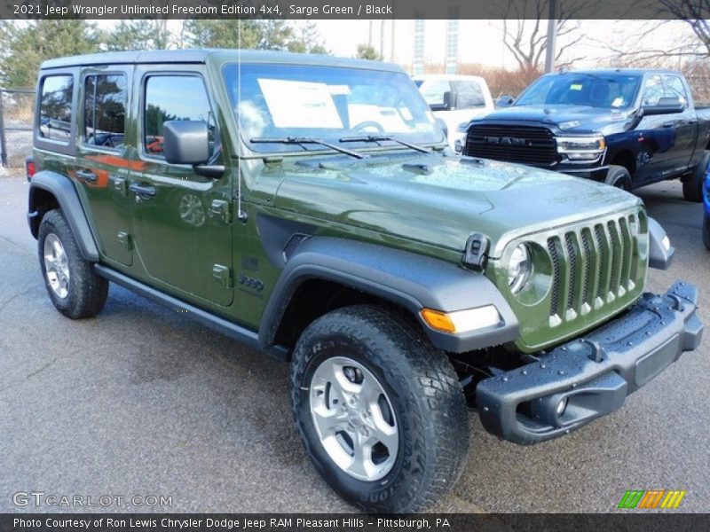 Front 3/4 View of 2021 Wrangler Unlimited Freedom Edition 4x4
