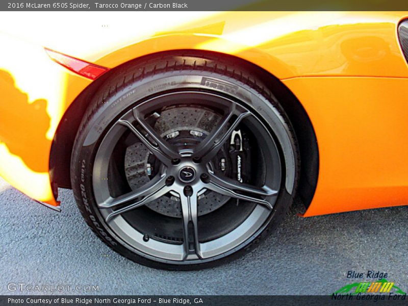 Tarocco Orange / Carbon Black 2016 McLaren 650S Spider