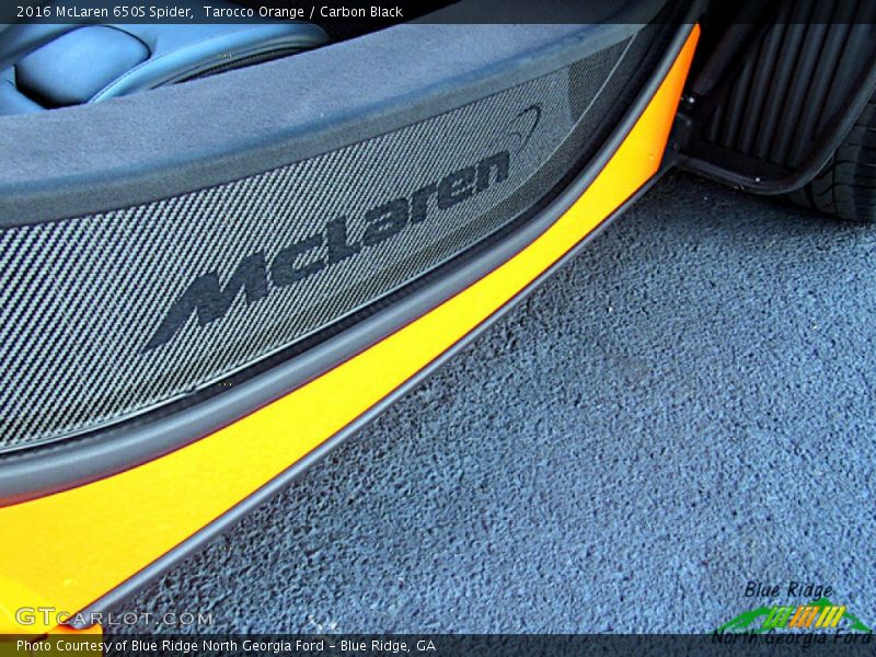 Tarocco Orange / Carbon Black 2016 McLaren 650S Spider