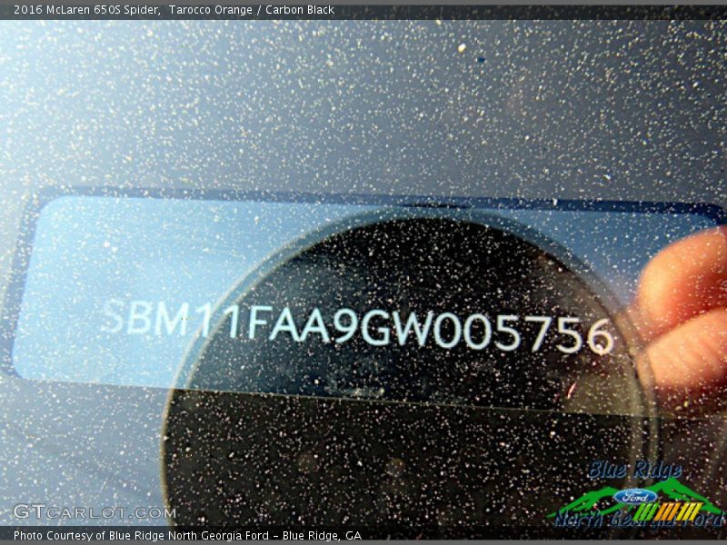 Tarocco Orange / Carbon Black 2016 McLaren 650S Spider