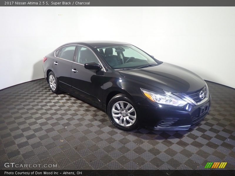 Super Black / Charcoal 2017 Nissan Altima 2.5 S