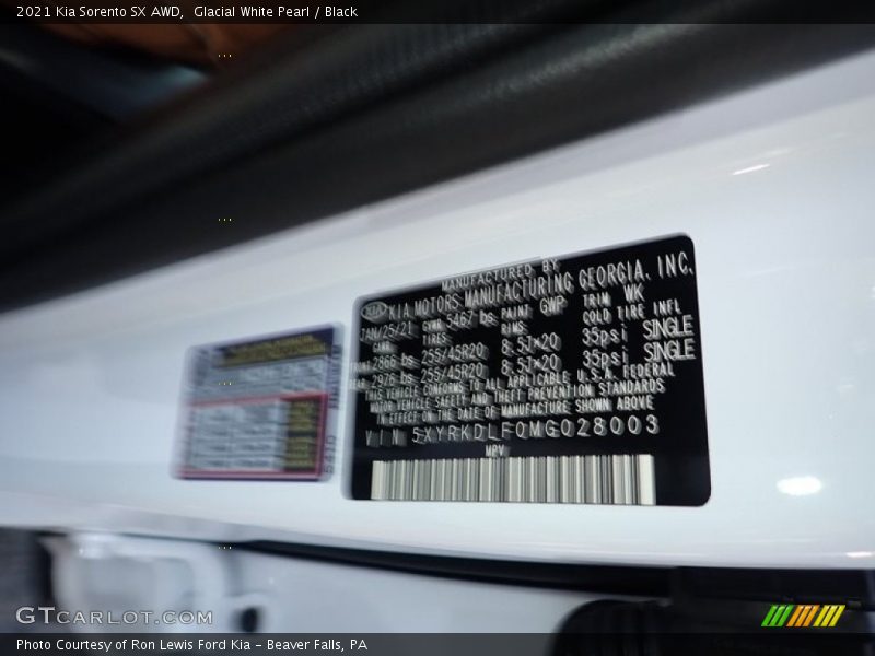 Glacial White Pearl / Black 2021 Kia Sorento SX AWD