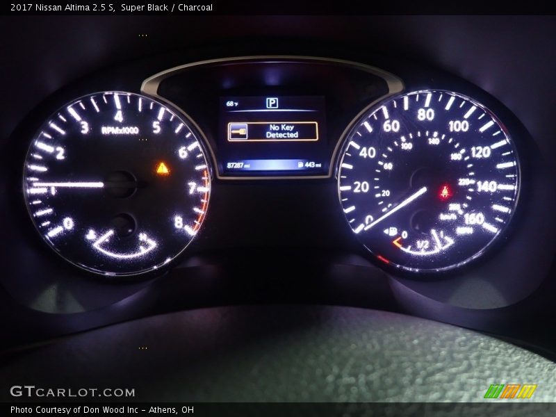 Super Black / Charcoal 2017 Nissan Altima 2.5 S