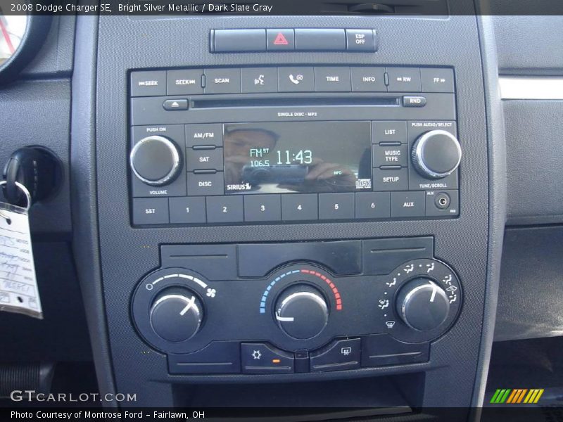 Bright Silver Metallic / Dark Slate Gray 2008 Dodge Charger SE