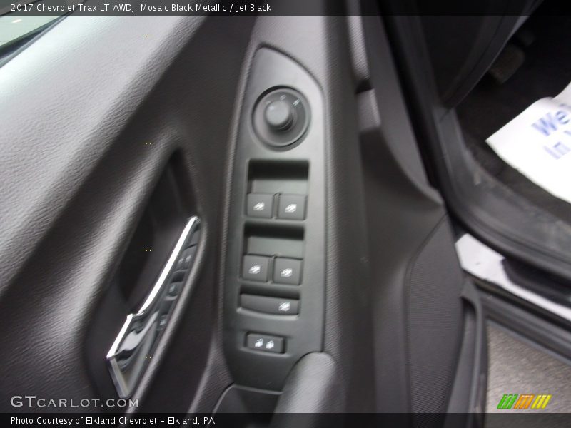 Mosaic Black Metallic / Jet Black 2017 Chevrolet Trax LT AWD