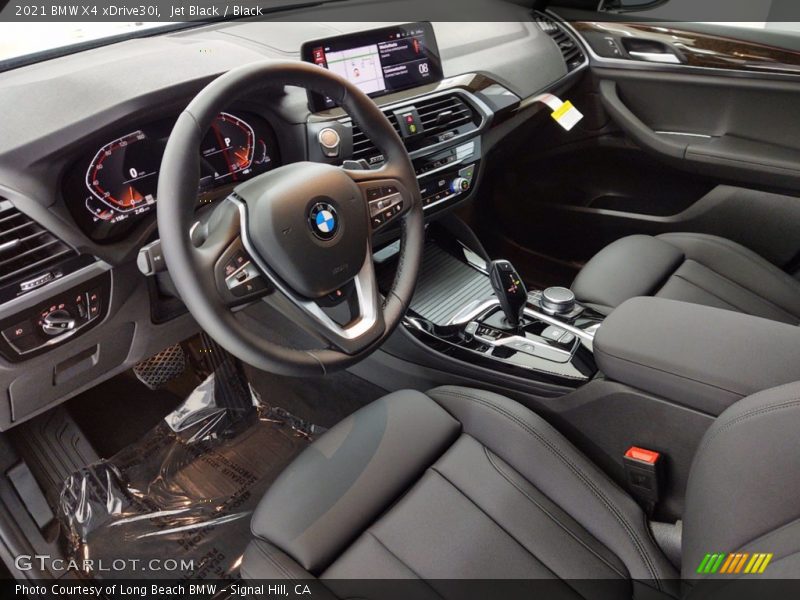 Jet Black / Black 2021 BMW X4 xDrive30i