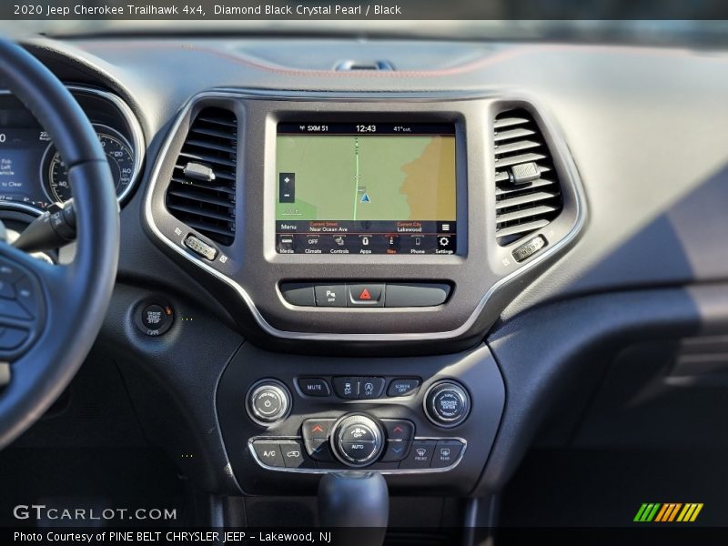 Diamond Black Crystal Pearl / Black 2020 Jeep Cherokee Trailhawk 4x4