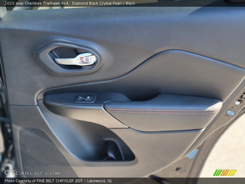 Diamond Black Crystal Pearl / Black 2020 Jeep Cherokee Trailhawk 4x4