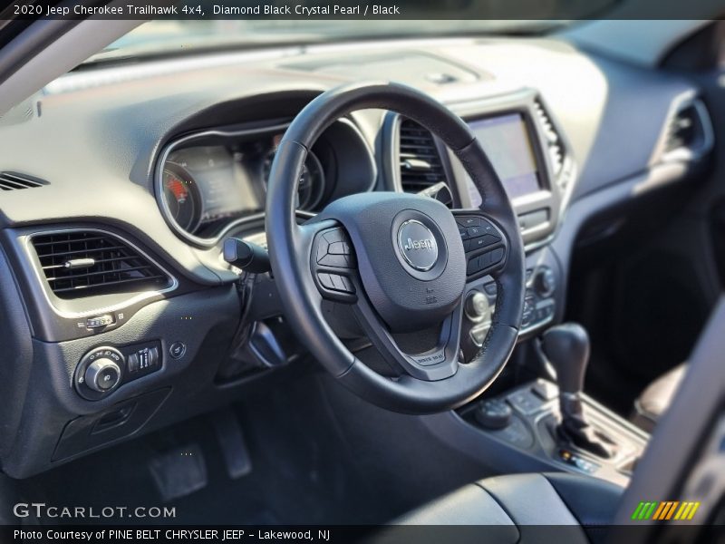 Diamond Black Crystal Pearl / Black 2020 Jeep Cherokee Trailhawk 4x4