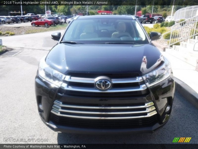 Midnight Black Metallic / Almond 2018 Toyota Highlander Limited AWD