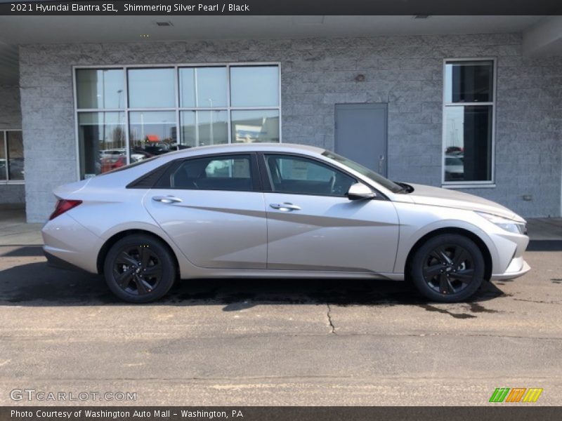 Shimmering Silver Pearl / Black 2021 Hyundai Elantra SEL
