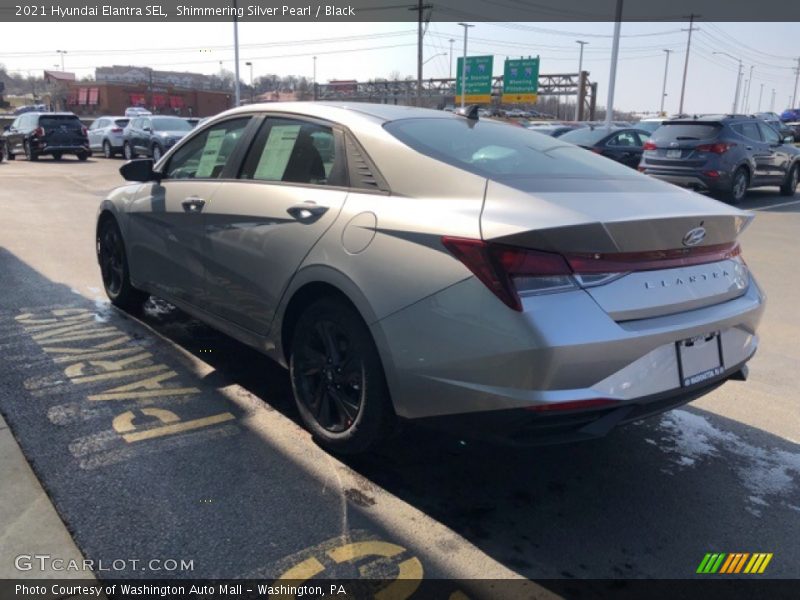 Shimmering Silver Pearl / Black 2021 Hyundai Elantra SEL