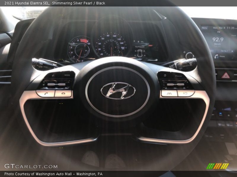 Shimmering Silver Pearl / Black 2021 Hyundai Elantra SEL