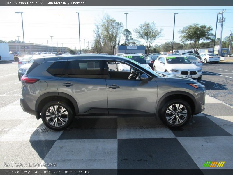 Gun Metallic / Charcoal 2021 Nissan Rogue SV