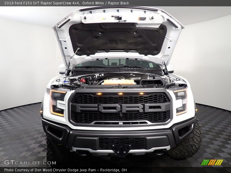 Oxford White / Raptor Black 2019 Ford F150 SVT Raptor SuperCrew 4x4