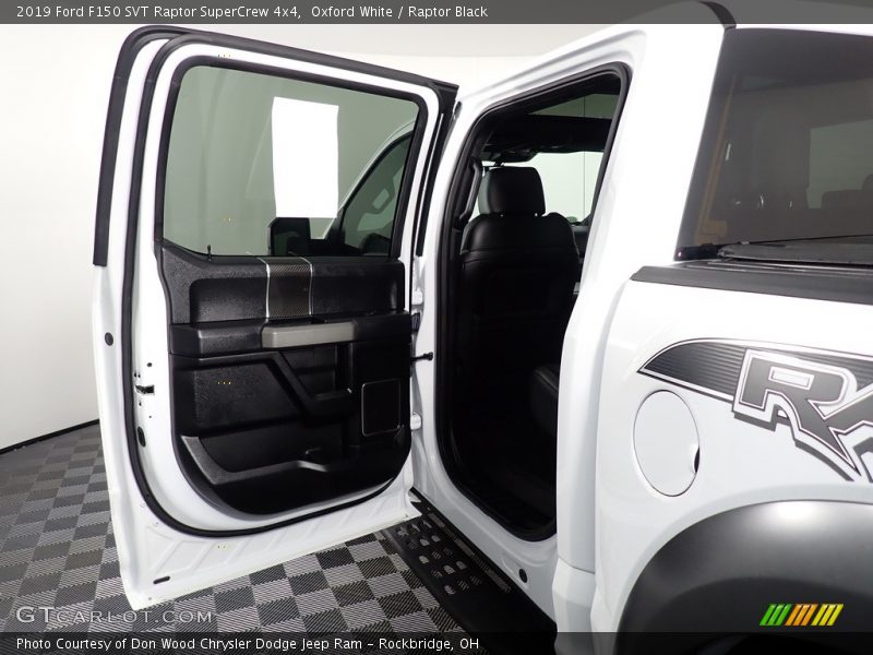 Oxford White / Raptor Black 2019 Ford F150 SVT Raptor SuperCrew 4x4