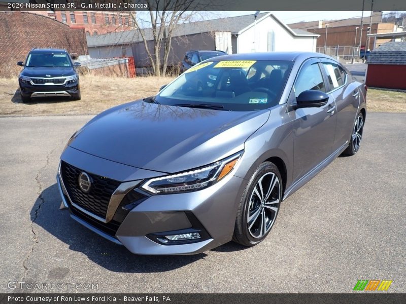 Front 3/4 View of 2020 Sentra SR